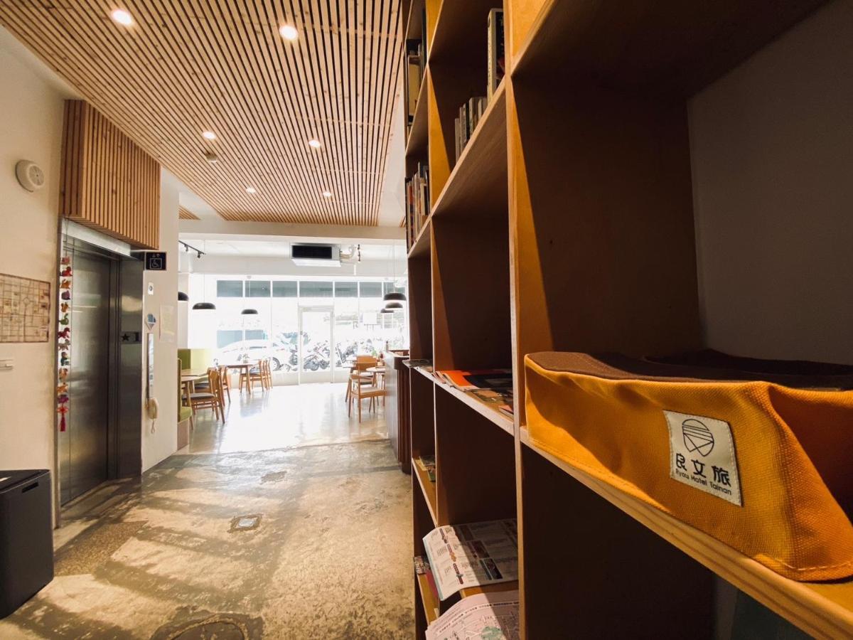 良文旅 Ryou Hotel Tajnan Kültér fotó